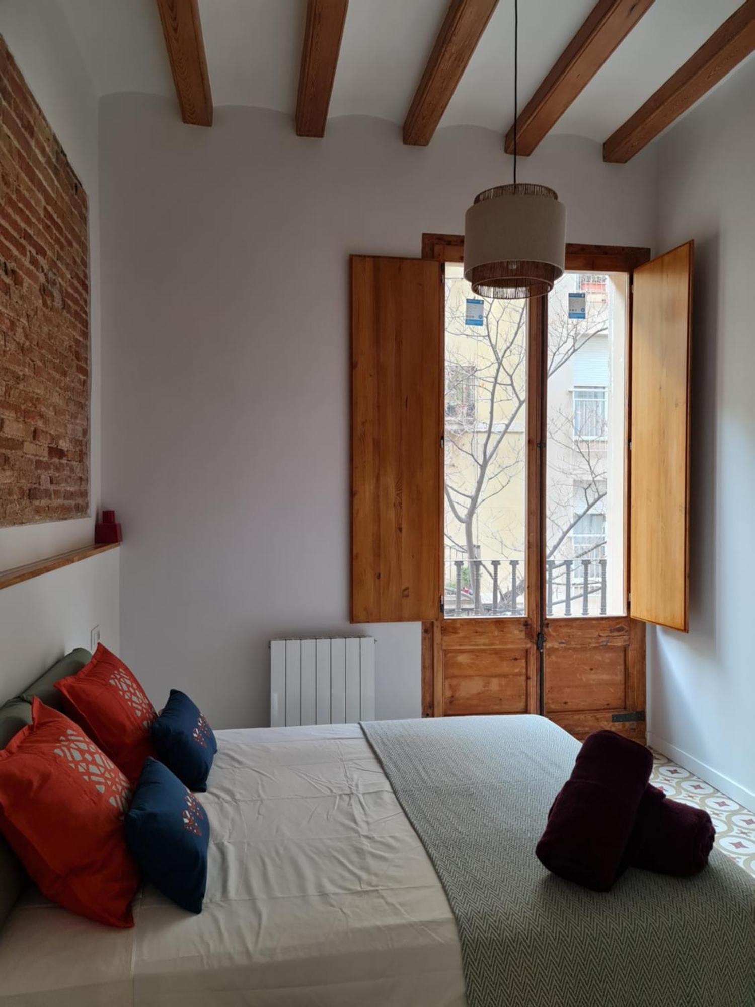Poble Sec Charming Apartment Барселона Экстерьер фото