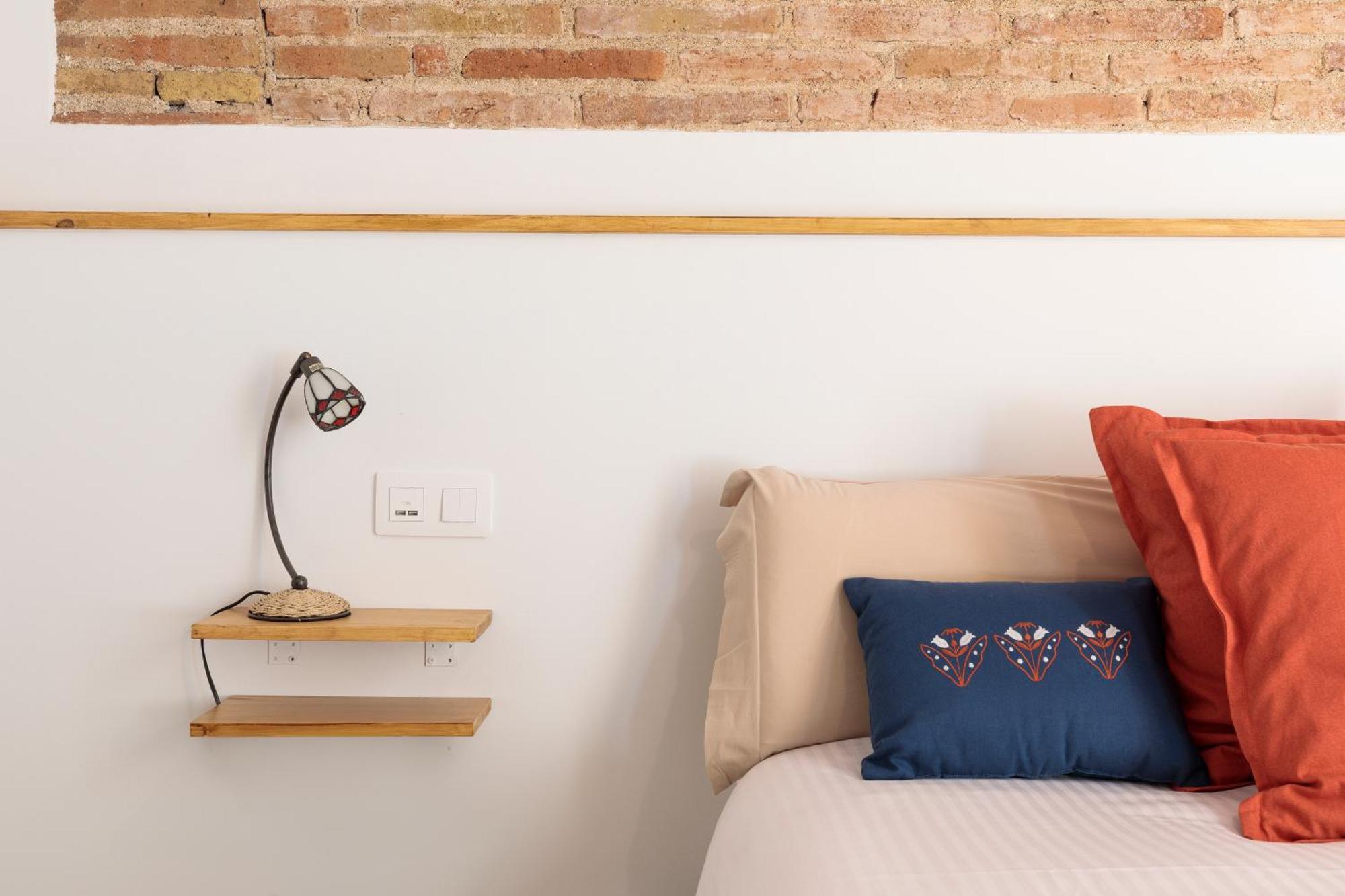 Poble Sec Charming Apartment Барселона Экстерьер фото