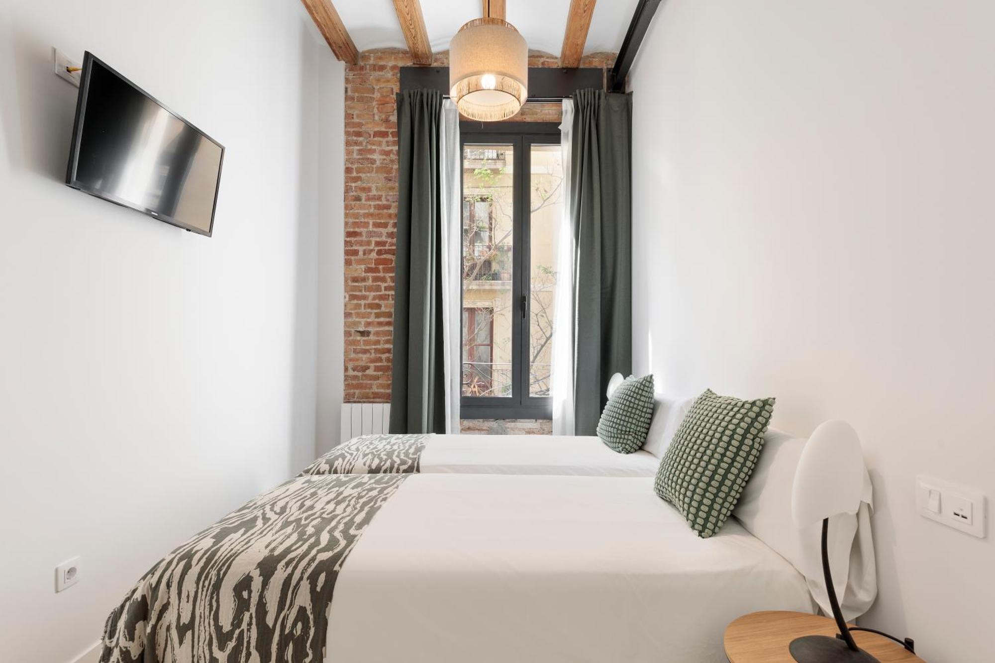 Poble Sec Charming Apartment Барселона Экстерьер фото